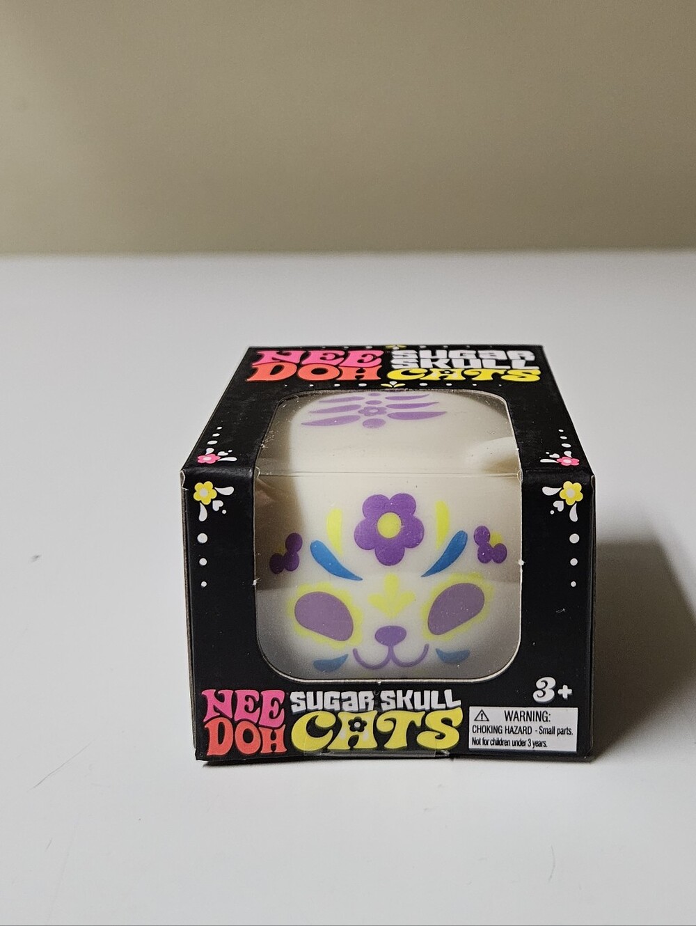 Scyhlling Needoh Sugar Skull Cat Glow In The Dark 100%   Authentic New Squishy